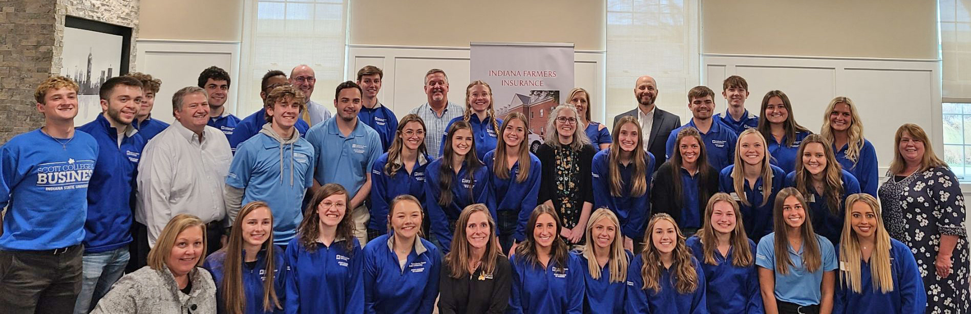 Networks students visit Indiana Farmers Insurance, March 30, 2022