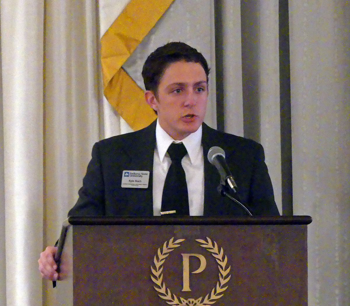 Kyle Koch, student, Indiana State University introducing Kristan Rowland, CFA, Portfolio Manager, UBS Global