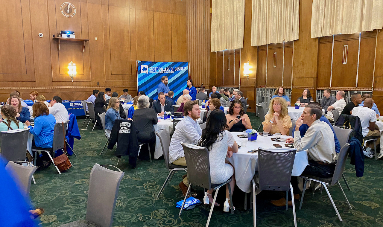 Spring 2022 Graduation and Student Awards Reception