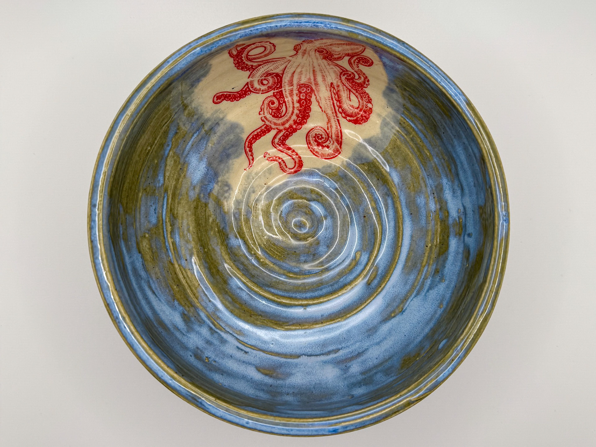 Handmade Octopus Bowl – © 2026 Benjamyn Seamans. All images are protected by copyright and may not be used, reproduced, or distributed without permission.