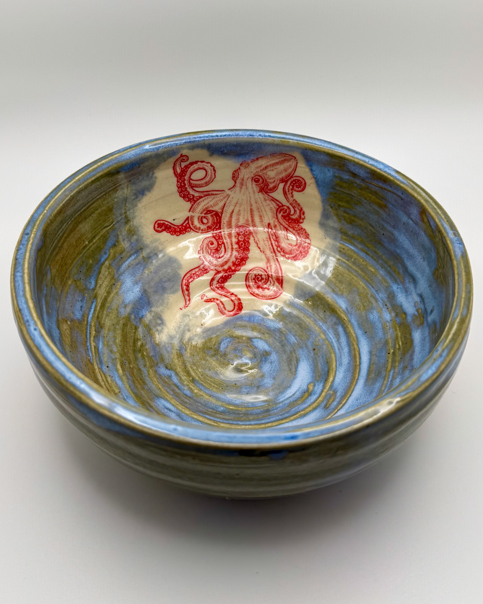 Handmade Octopus Bowl – © 2026 Benjamyn Seamans. All images are protected by copyright and may not be used, reproduced, or distributed without permission.