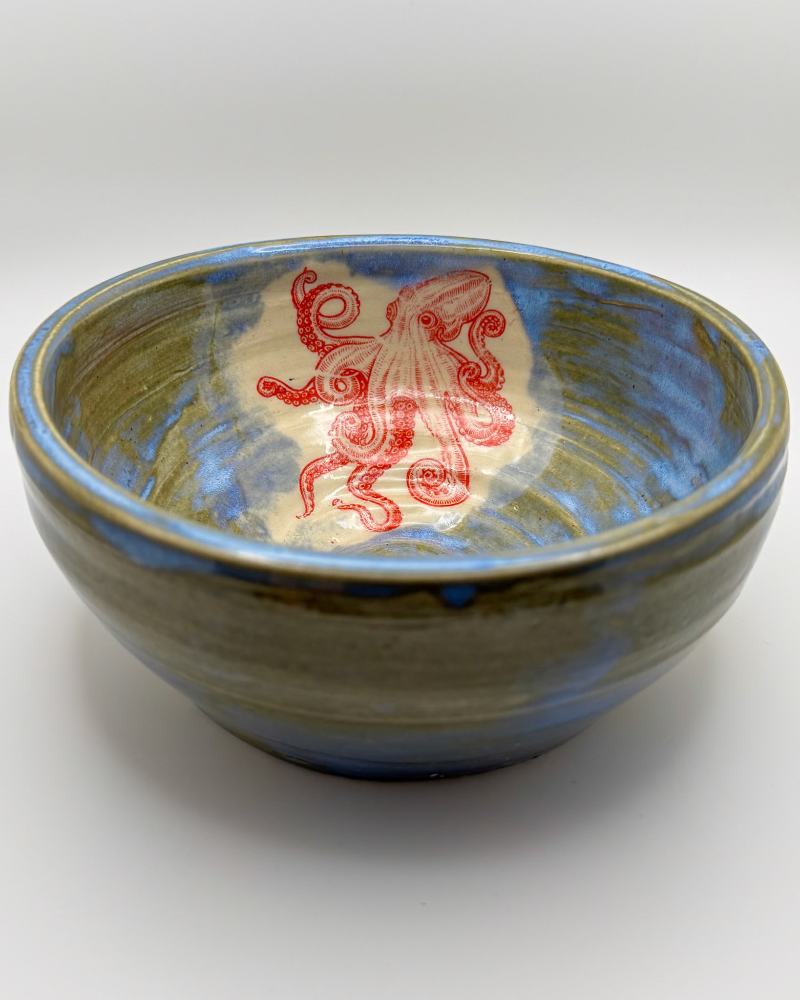 Handmade Octopus Bowl – © 2026 Benjamyn Seamans. All images are protected by copyright and may not be used, reproduced, or distributed without permission.