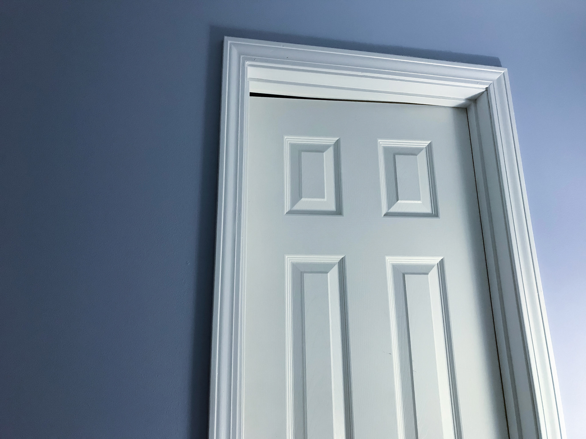 Q: When is a door not a door? A: When it's ajar.