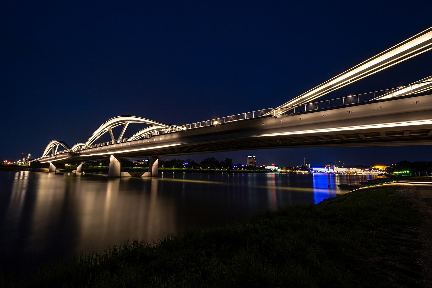 Linz - Eisenbahnbrücke