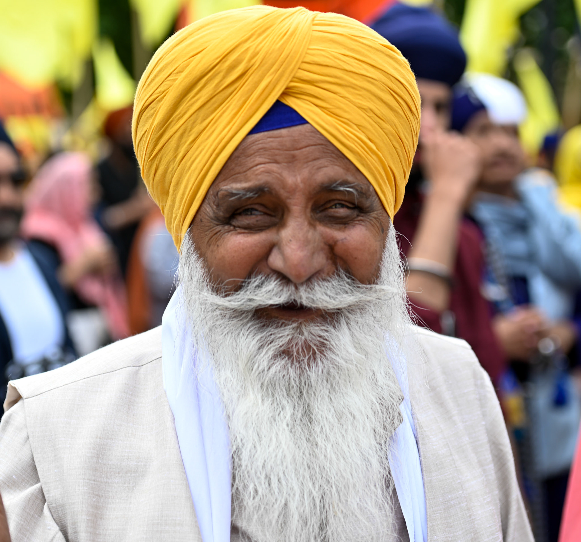 London, UK, 1st June 2025 - Sikh protestors march towards Trafalgar Square down the Mall to mark the anniversary of the Amritsar massacre by the Indian Army 1984, monkeybutlerimages/alamy live news