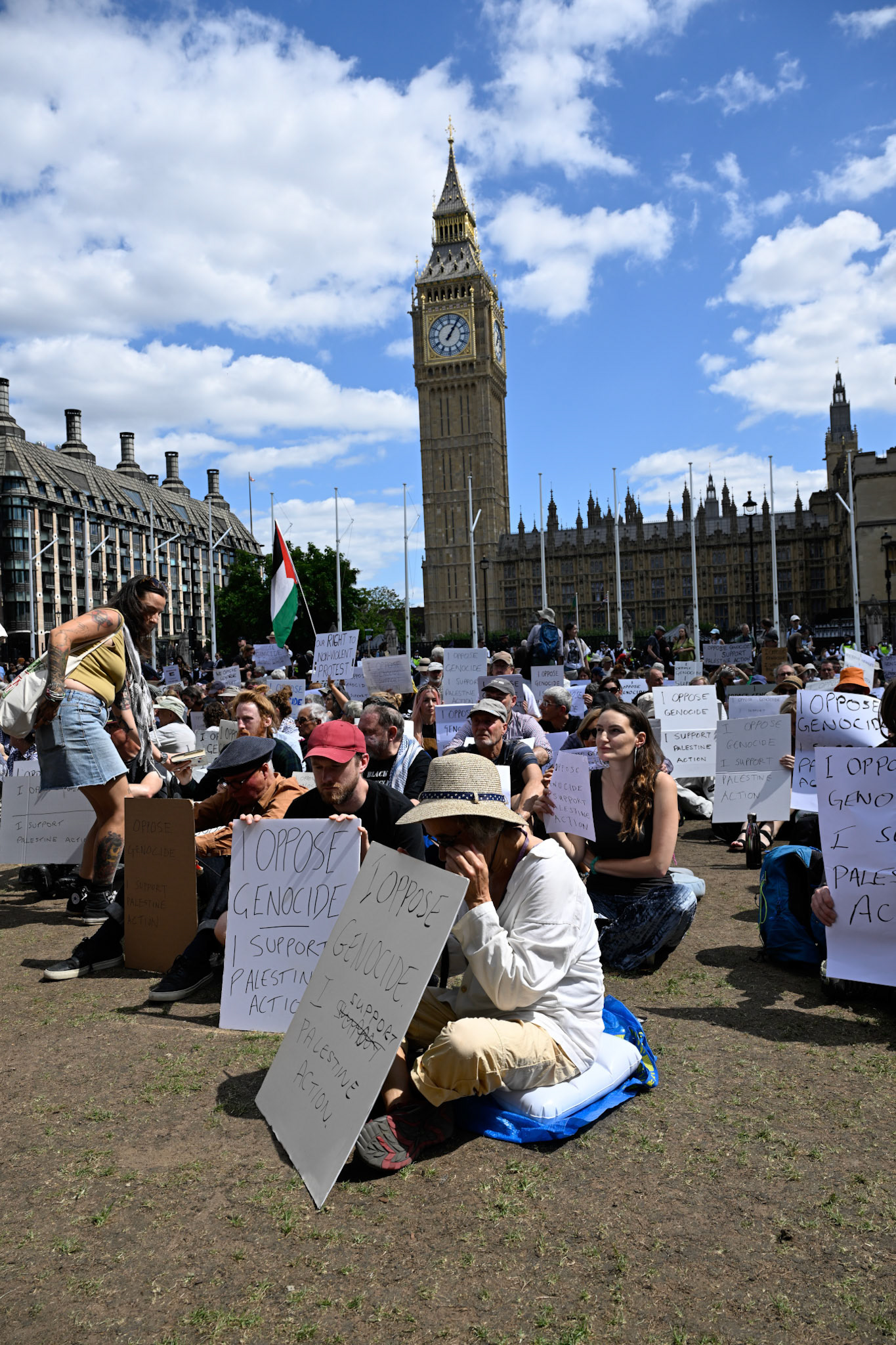 Hundreds of supporters of proscribed terrorist group Palestine Action were arrested on Parliament Square