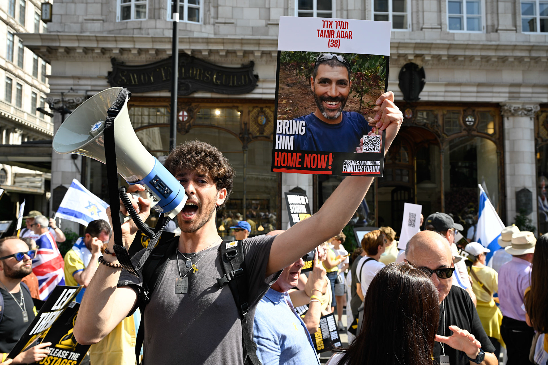 London, UK, 10th August 2025: March by pro Israeli supporters demanding the release of hostages held in Gaza by Hamas, Monkey Butler Images / Alamy Live News