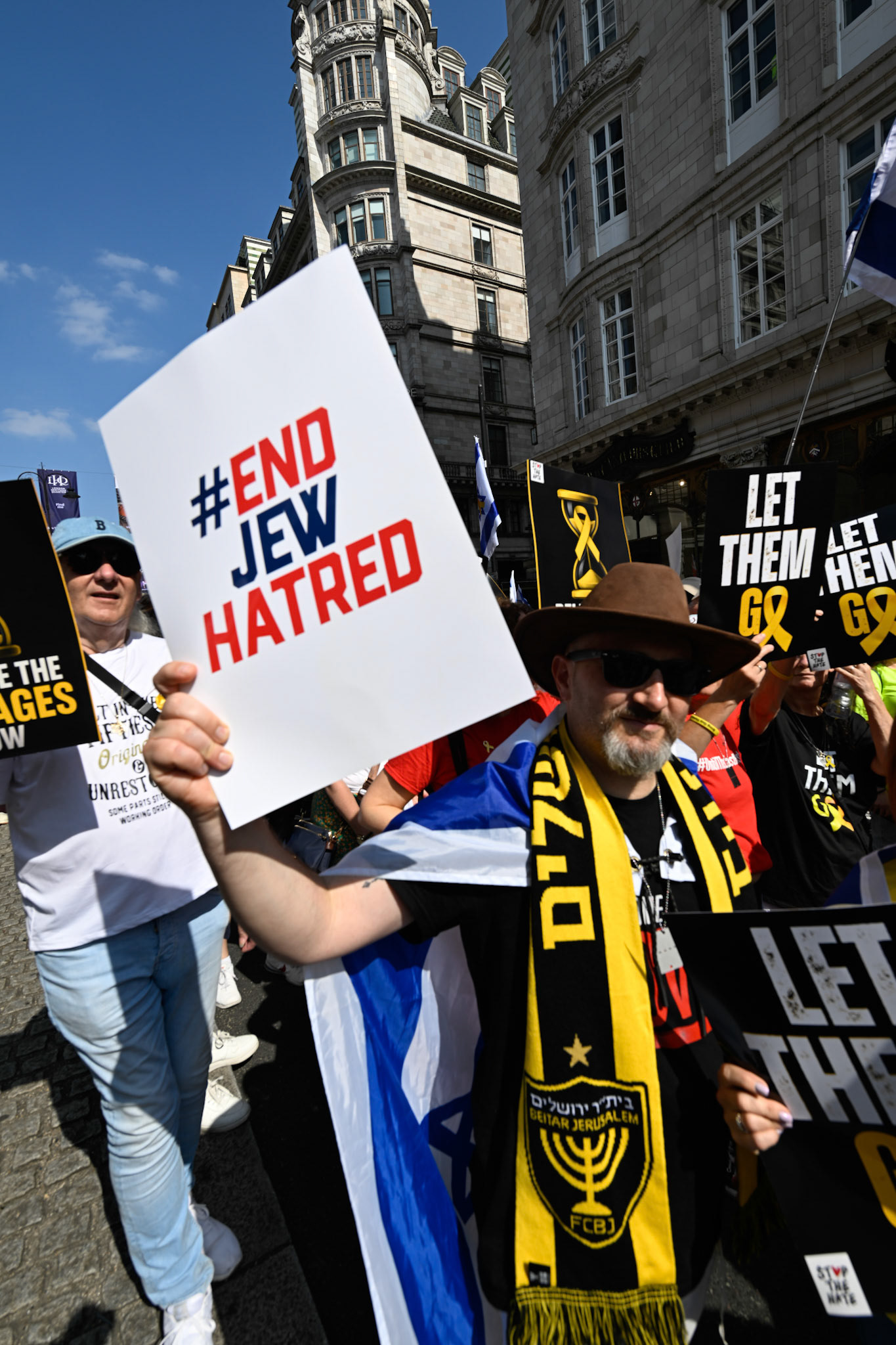 London, UK, 10th August 2025: March by pro Israeli supporters demanding the release of hostages held in Gaza by Hamas, Monkey Butler Images / Alamy Live News