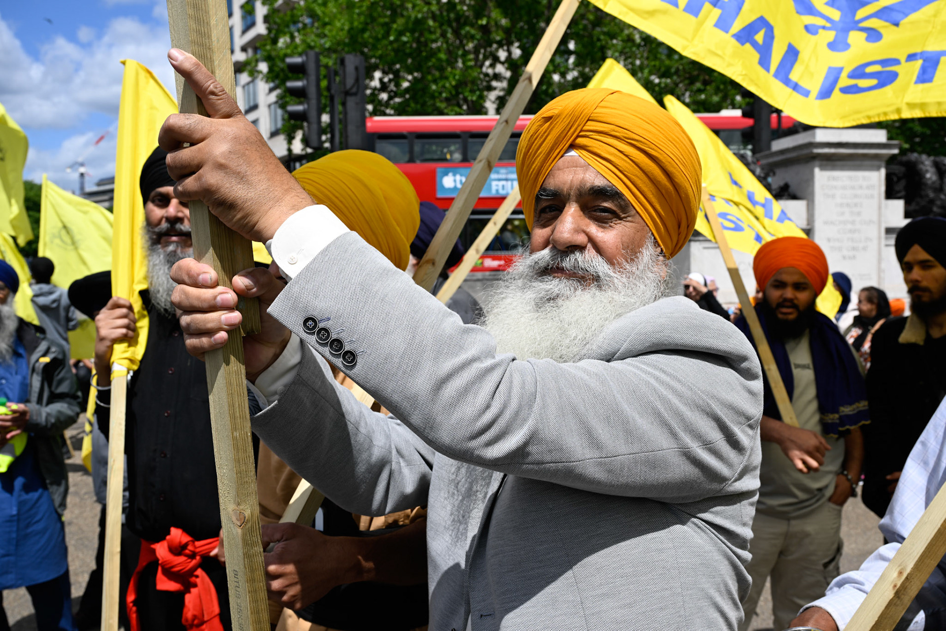 London, UK, 1st June 2025, Sikh protesters gather ahead of the anniversary march of the Amritsar massacre by the Indian Army 1984, monkeybutlerimages/alamy live news