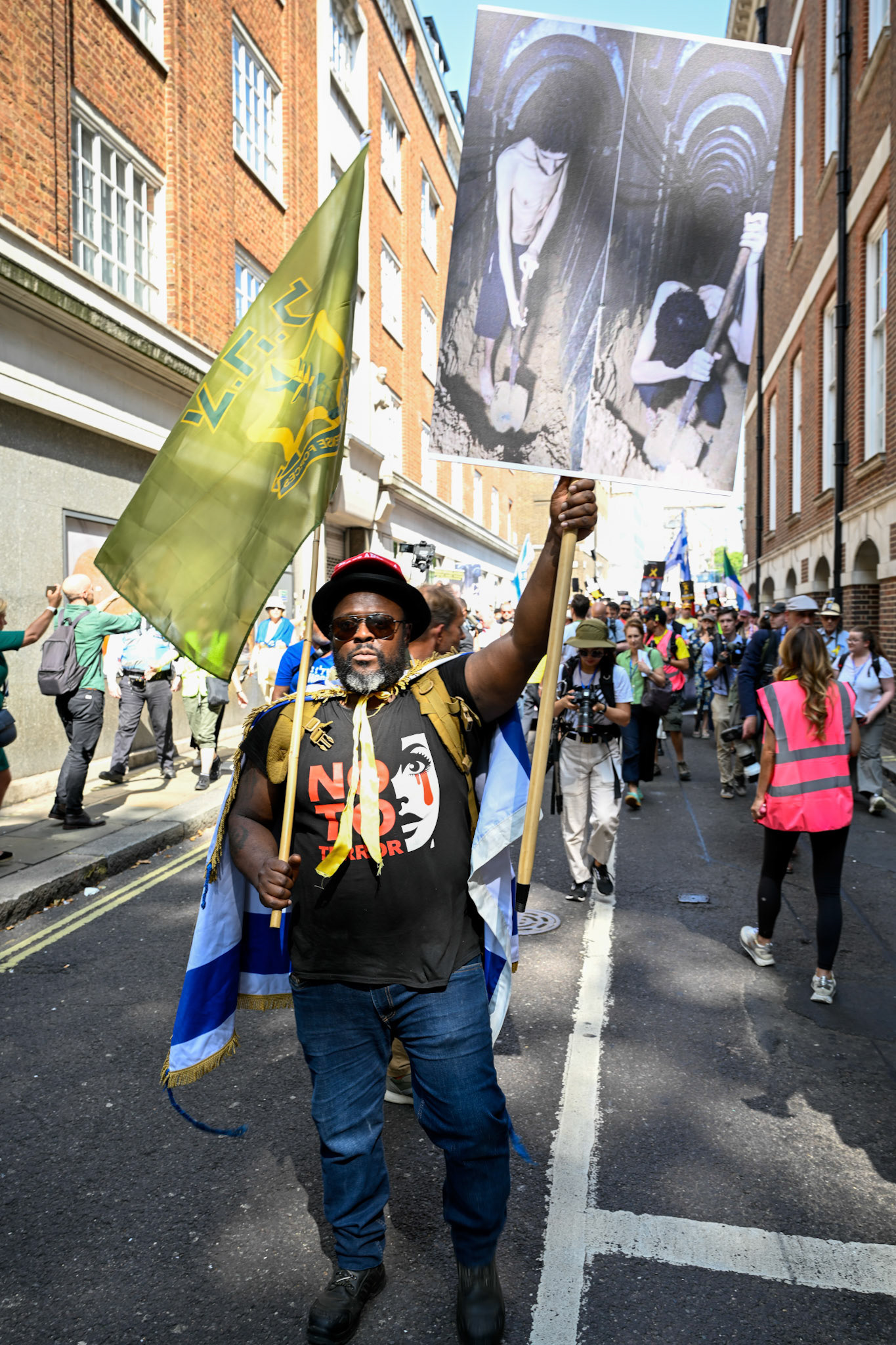 London, UK, 10th August 2025: March by pro Israeli supporters demanding the release of hostages held in Gaza by Hamas, Monkey Butler Images / Alamy Live News