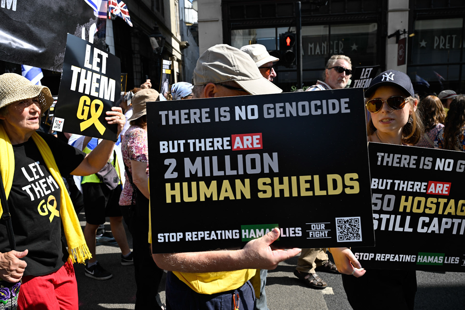 London, UK, 10th August 2025: March by pro Israeli supporters demanding the release of hostages held in Gaza by Hamas, Monkey Butler Images / Alamy Live News