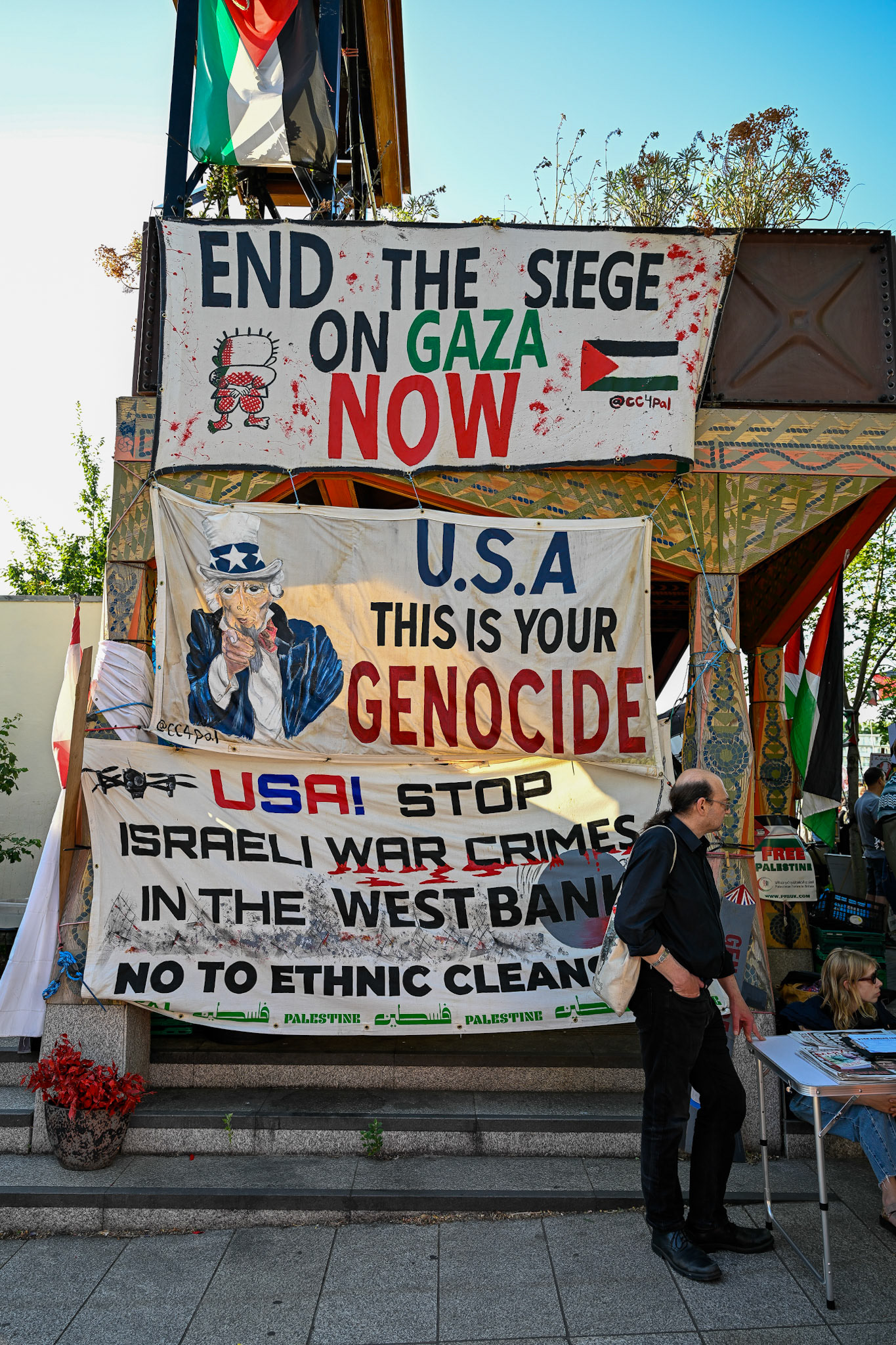 The Stop the War Coalition staged a protest opposite the US Embassy in London demanding that the US stop their bombing campaign in Iran