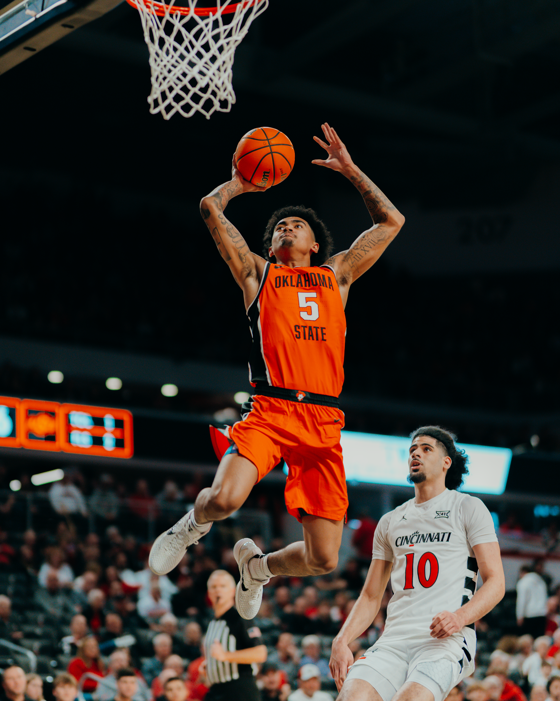 VJ Miller taking a dunk on a fastbreak with 30 seconds left in the 2nd half.
