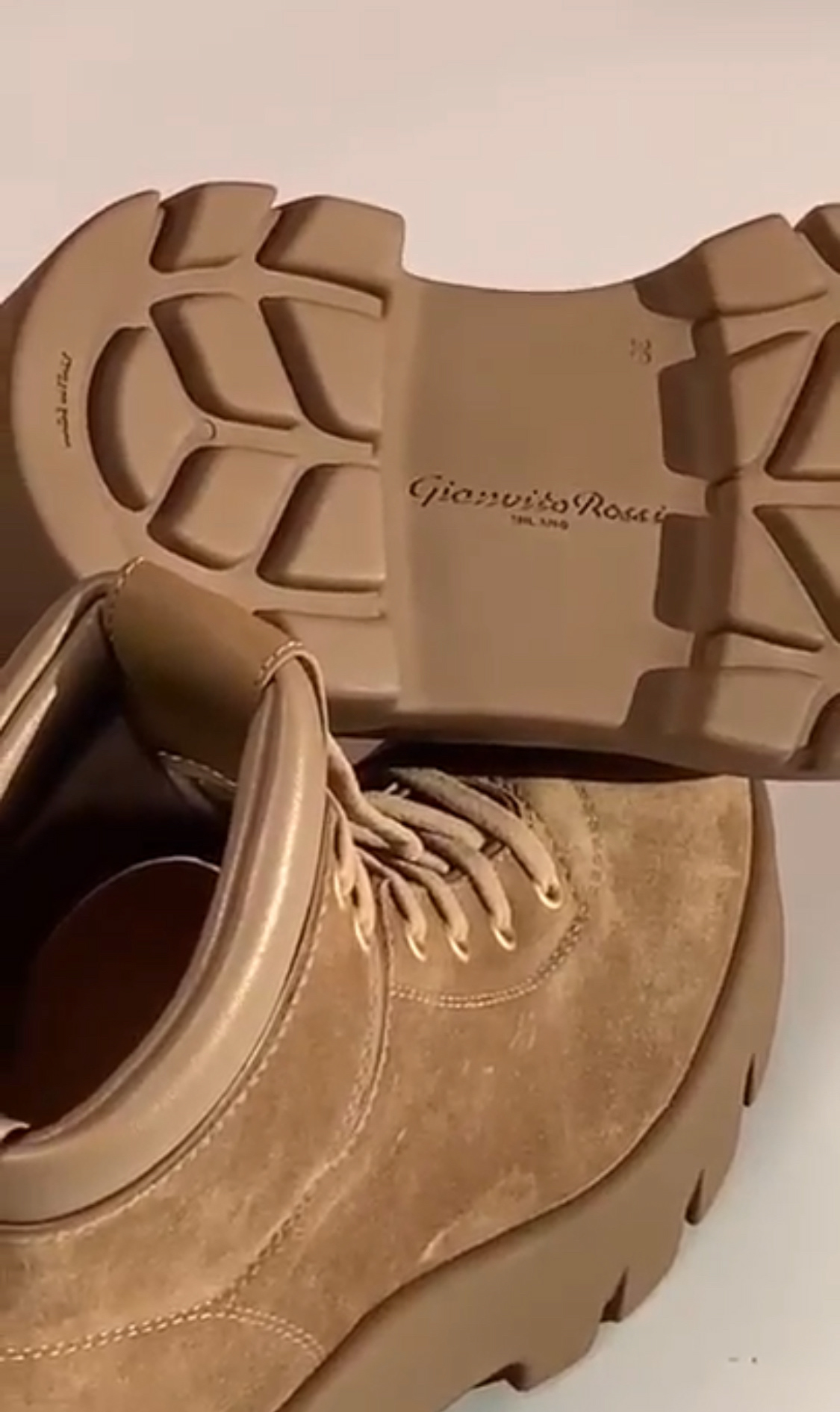 For Gionvito Rossi