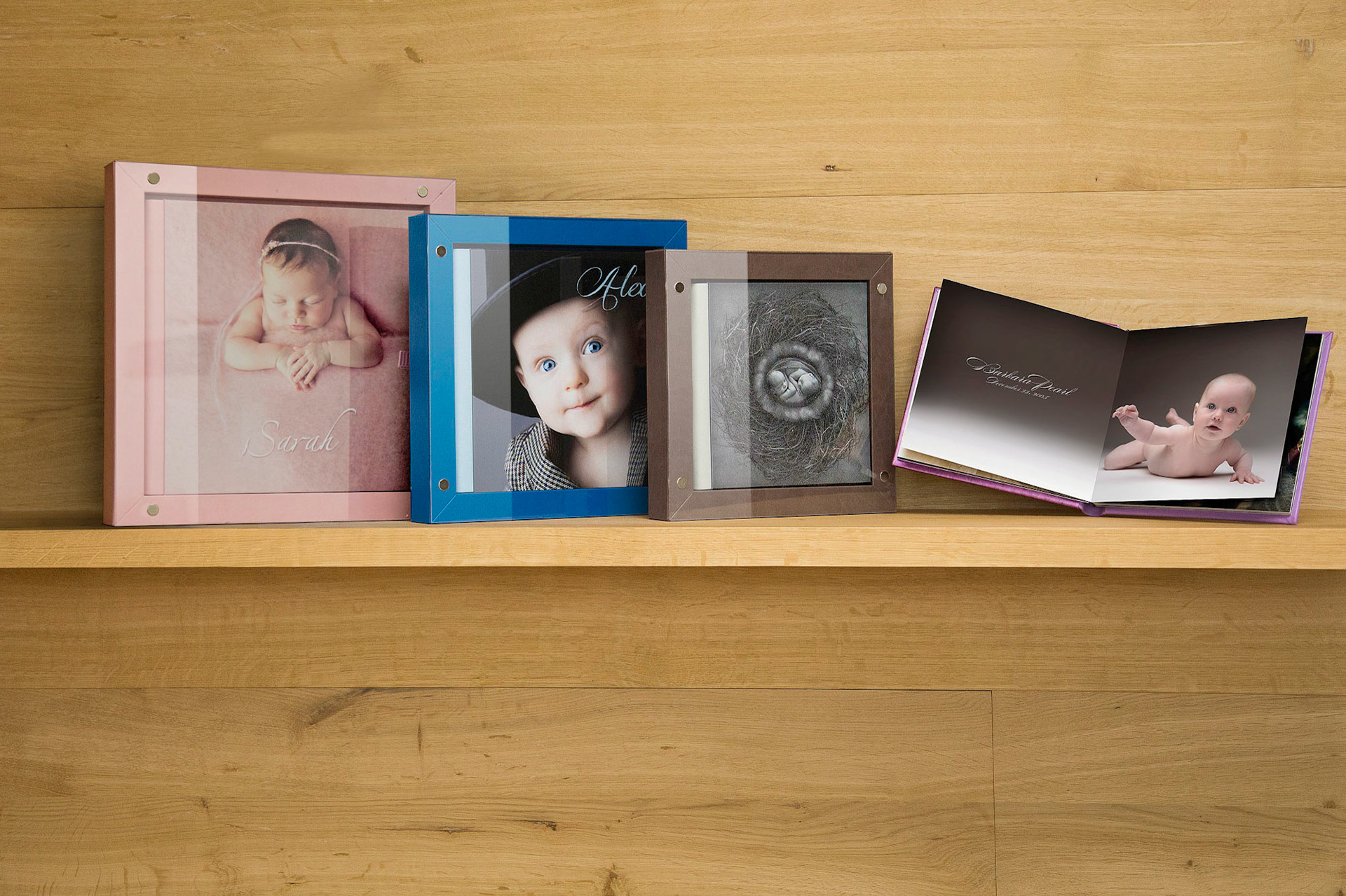 GoBook er en genial album som ser ut som en innrammet bilde. Fås i mange farger og materialer.