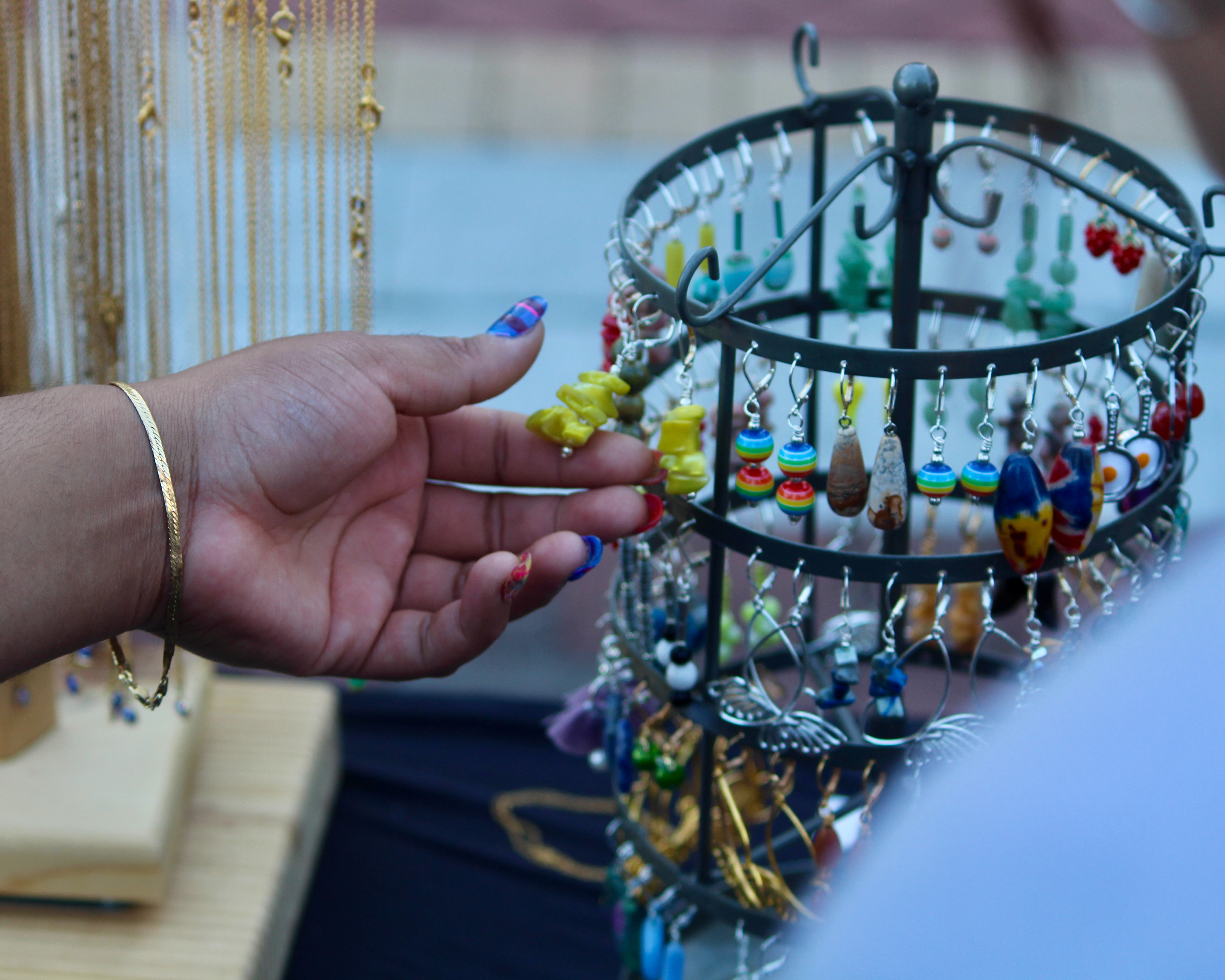 YART: A Yard Sale for Art