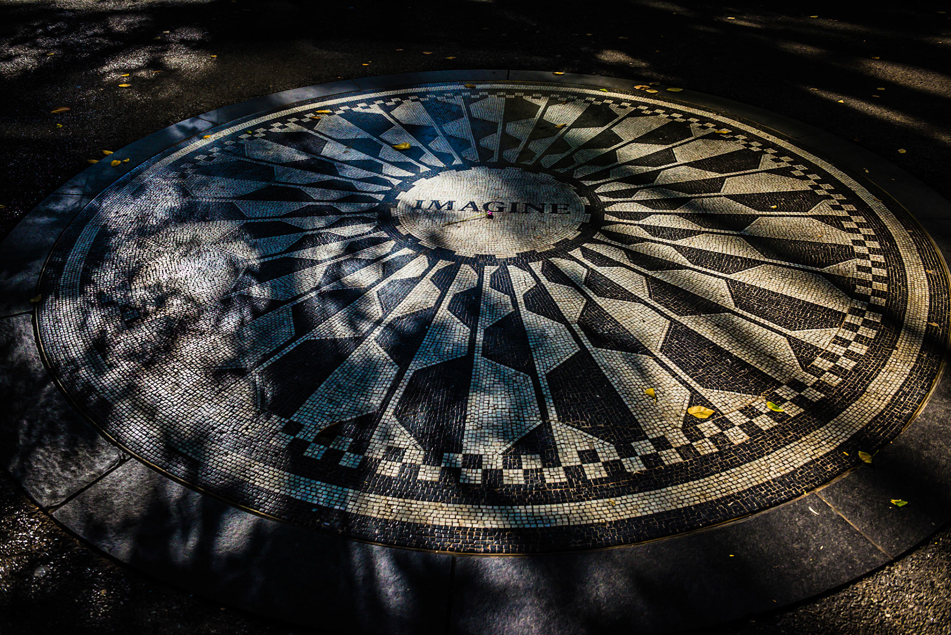 iconic black and white Imagine mosaic