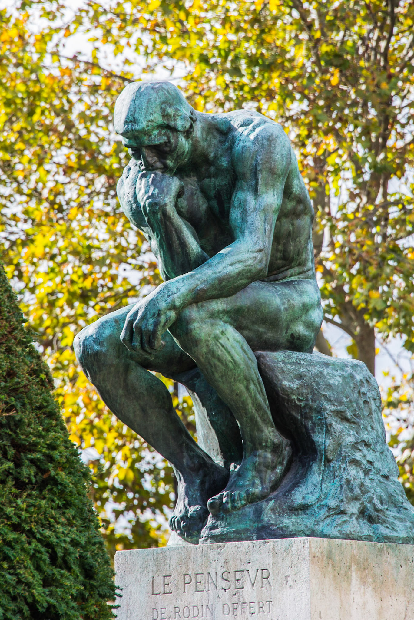 Le Penseur - The Thinker (A Rodin)