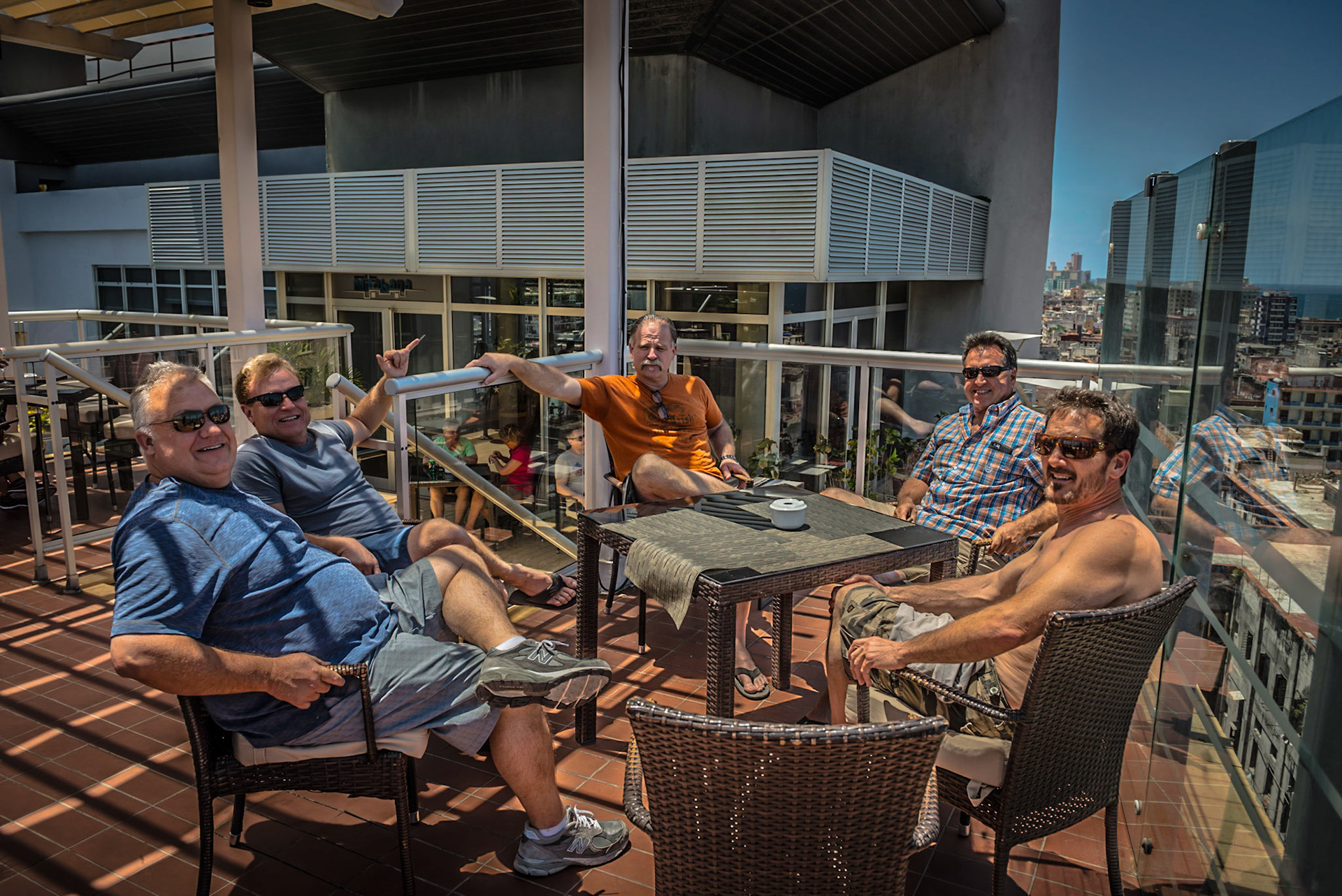 JS, GP, MD, GM, SS and behind the camera RH at the top of the Parque Central Hotel