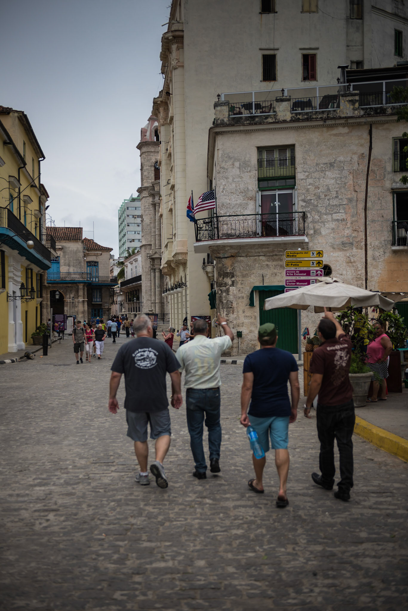 Old Havana includes Spanish colonial structures, towering Baroque churches, and buildings in Neoclassic style