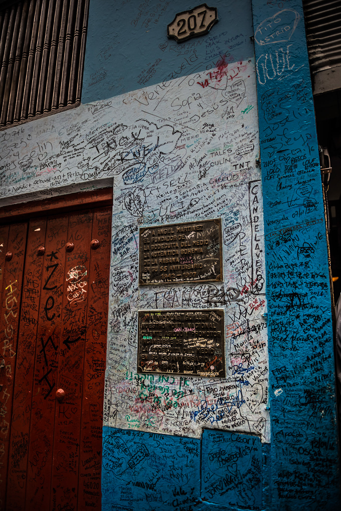 Popular Mojito watering hole famous for Hemingway's past presence