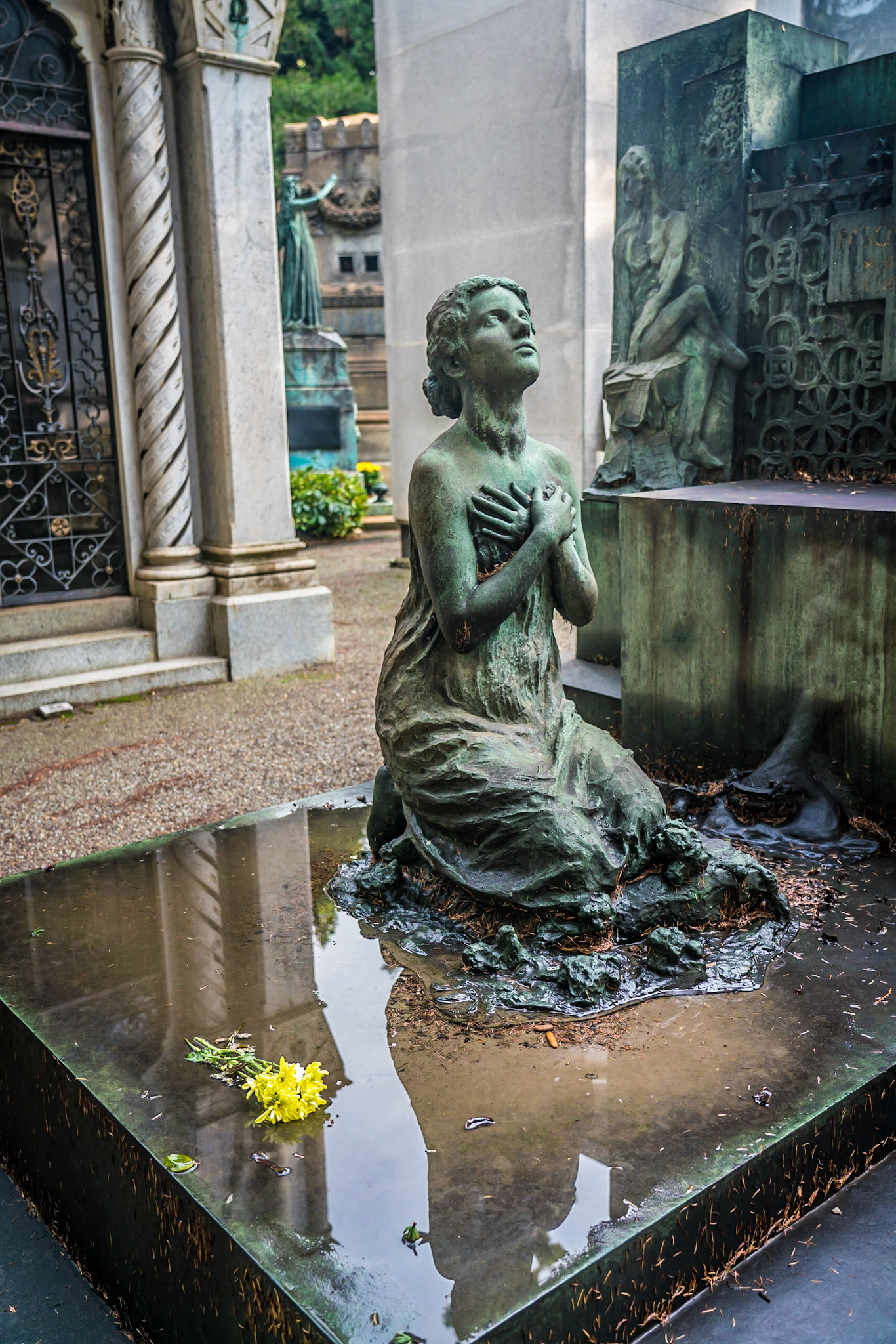 noted for the abundance of artistic tombs and monuments