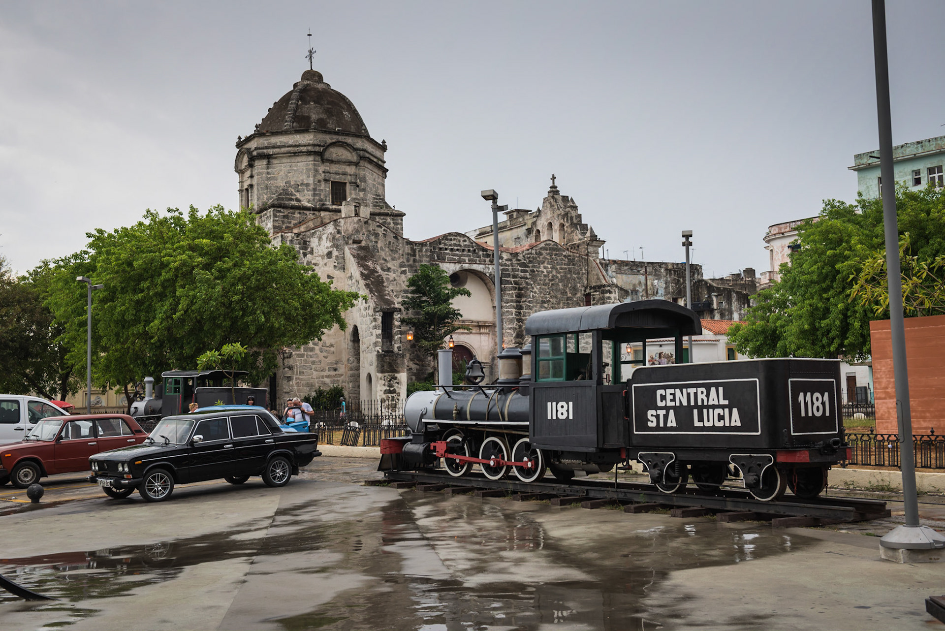 Cerveceria Antiguo Almacen de la Madera y El Tabaco.  Classic JS!