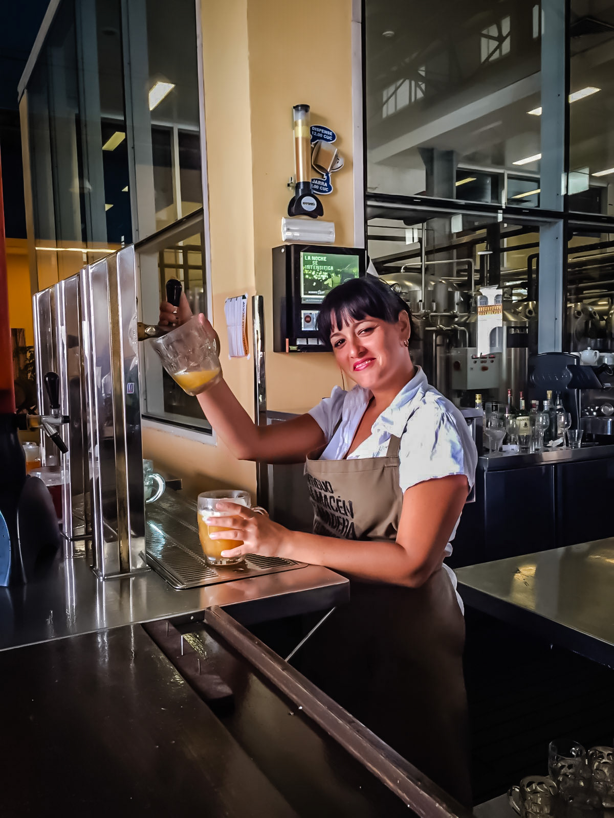 cervecería antiguo almacén de la madera y el tabaco