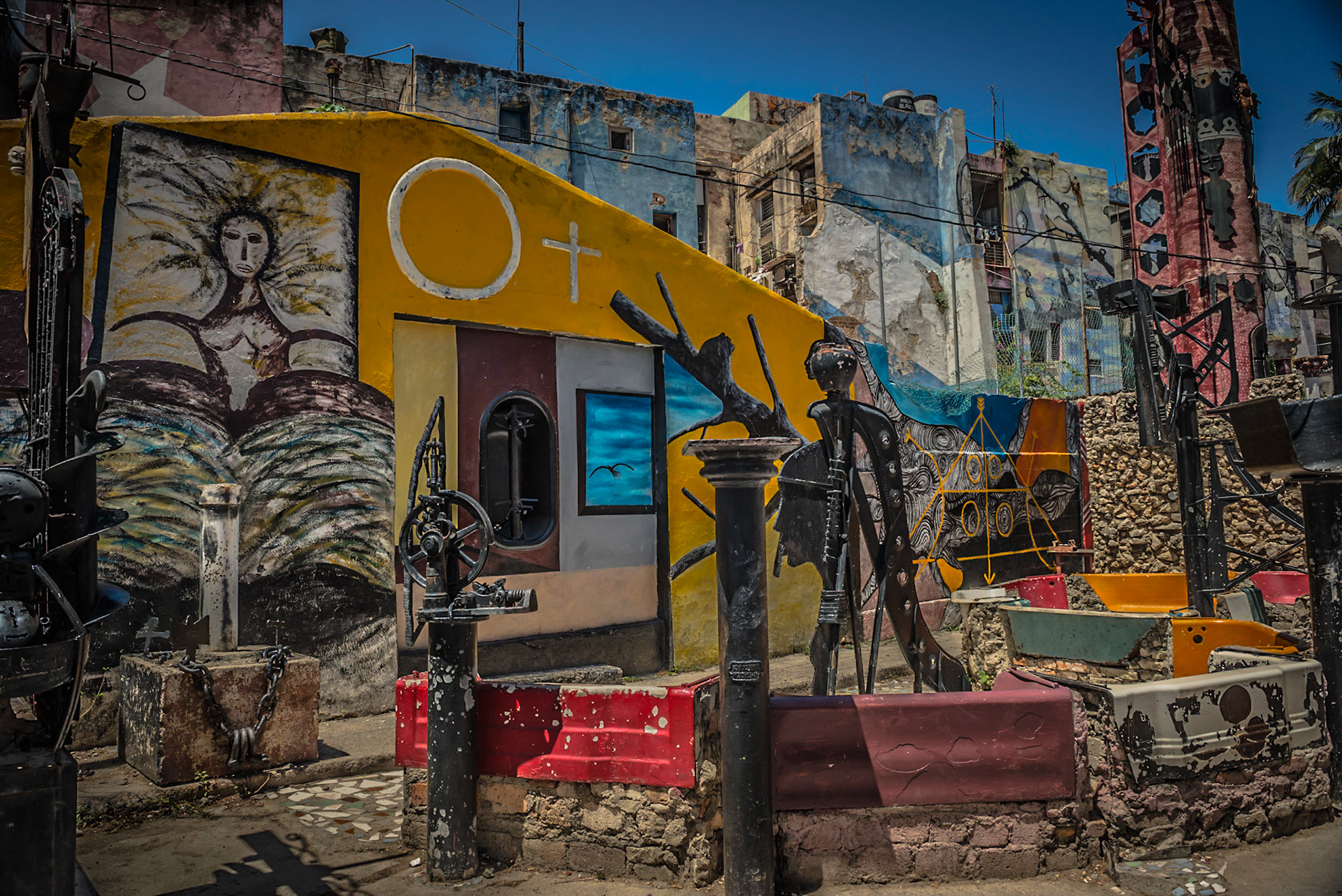 Salvador Gonzales Escalona - CUBAN Street Art