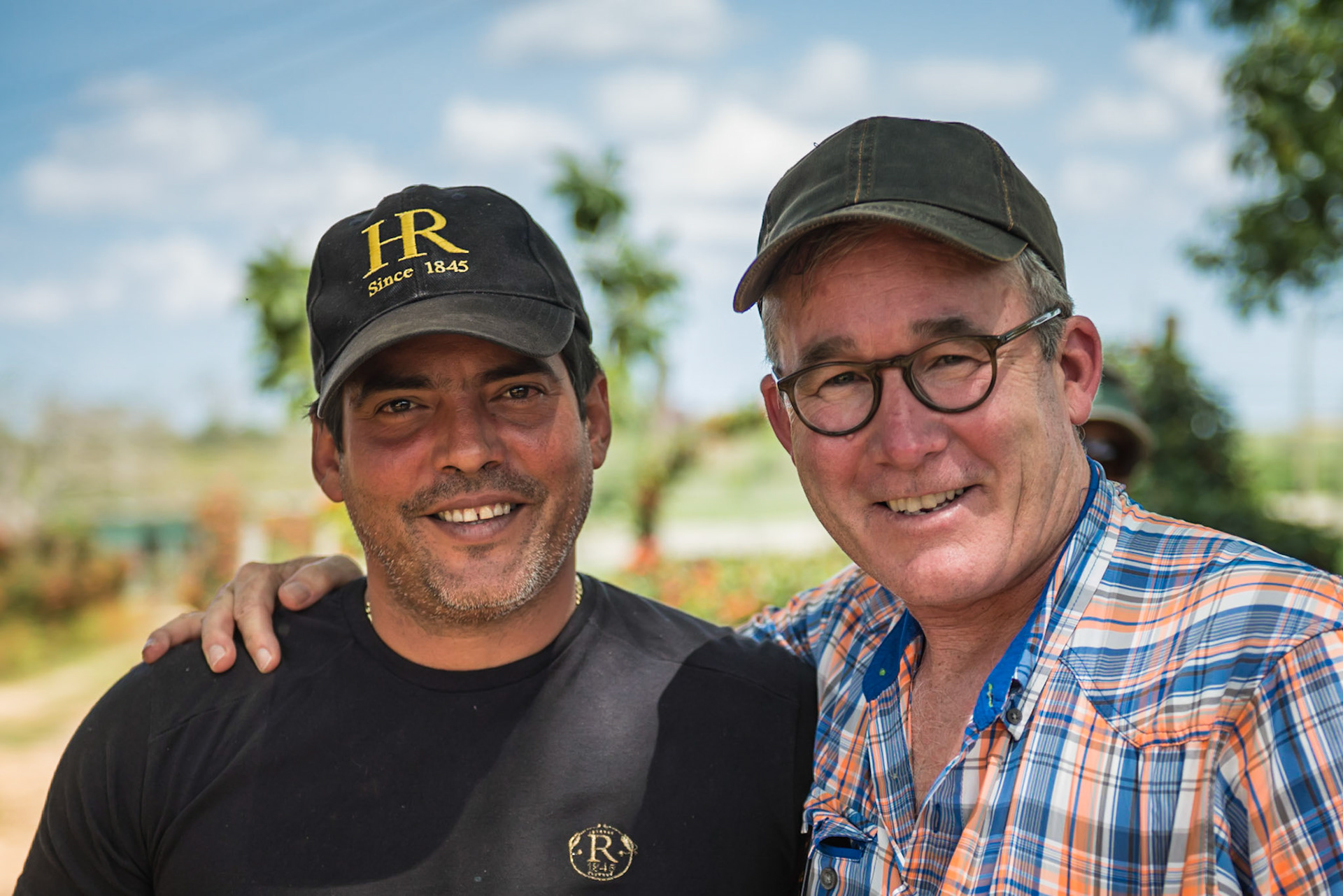 Hirochi Robaina and the Photographer