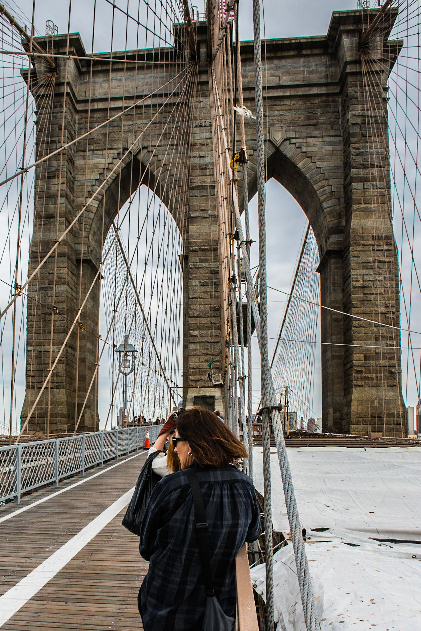 Amy and Emily on the Brooklyn Bridge
