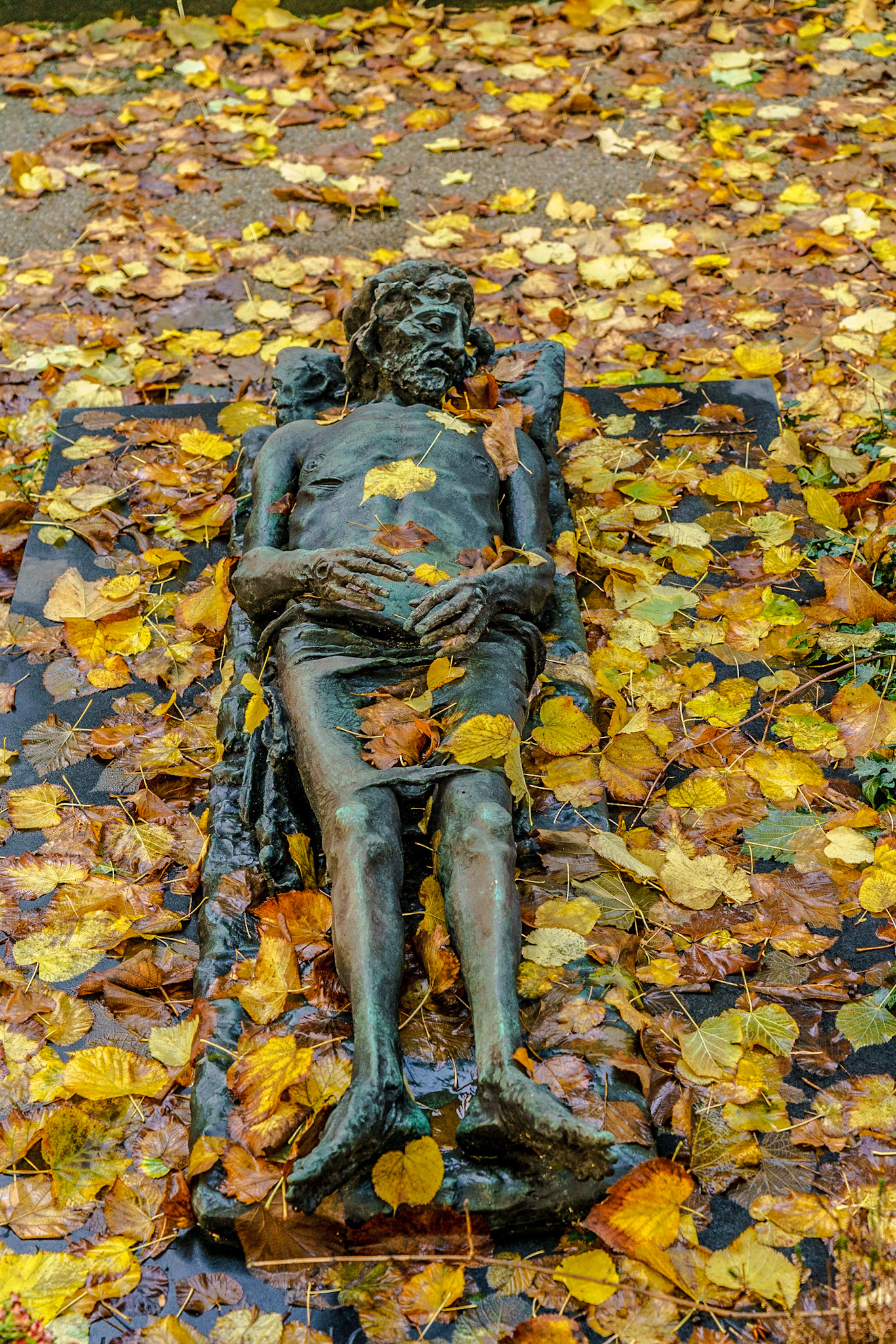 noted for the abundance of artistic tombs and monuments