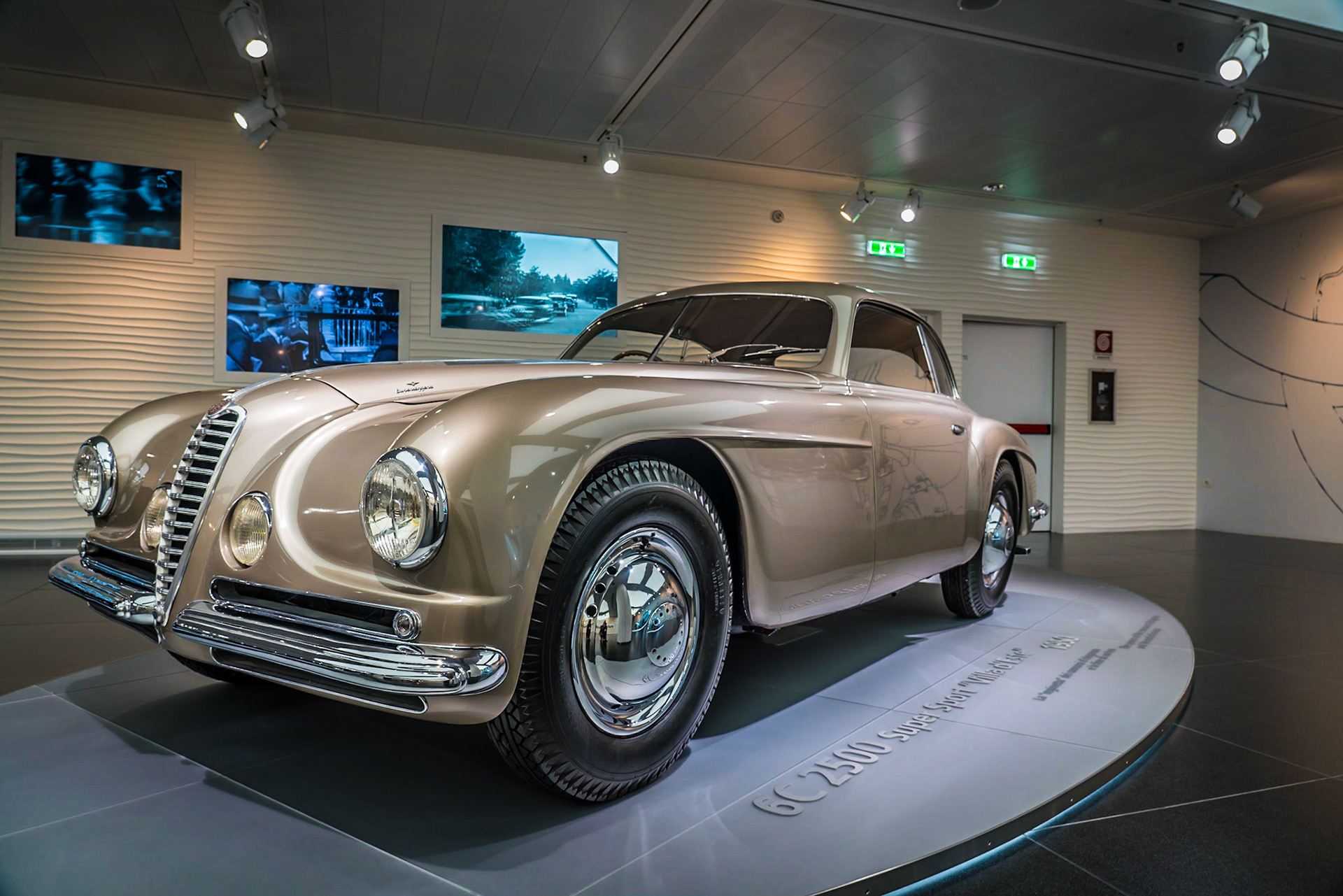 Museo Alfa Romeo - La macchina del tempoa permanent collection of Alfa Romeo cars and engines