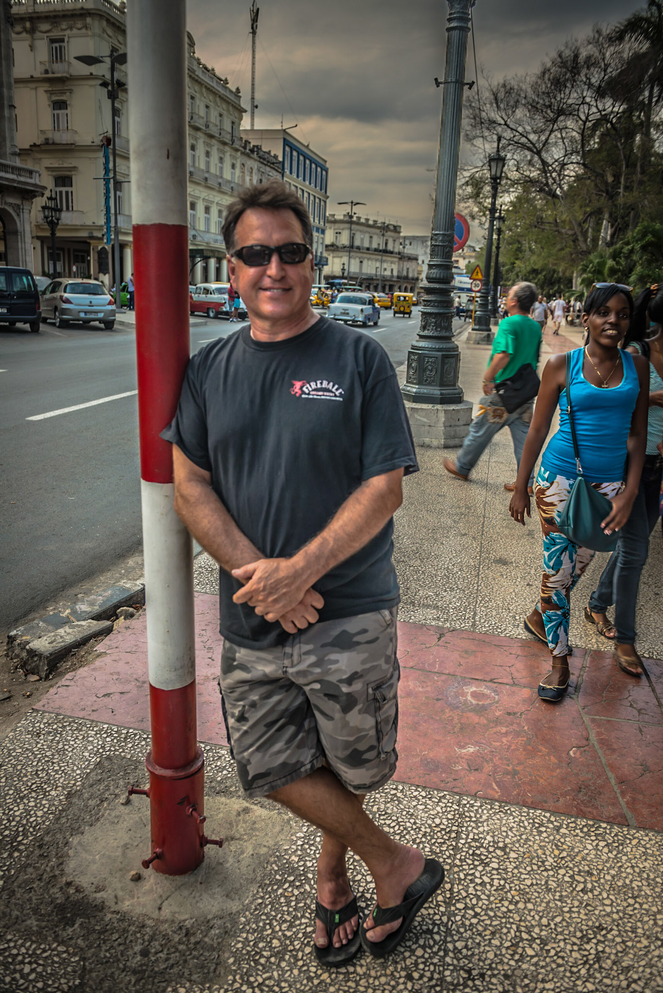 GM on Street Corner near Parque Central