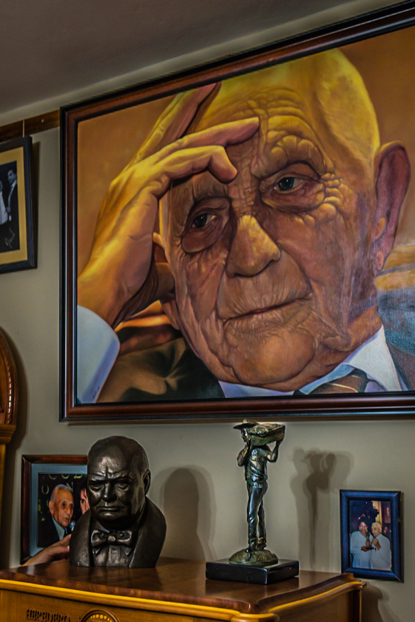 Alejandro Robaina Portrait/Painting