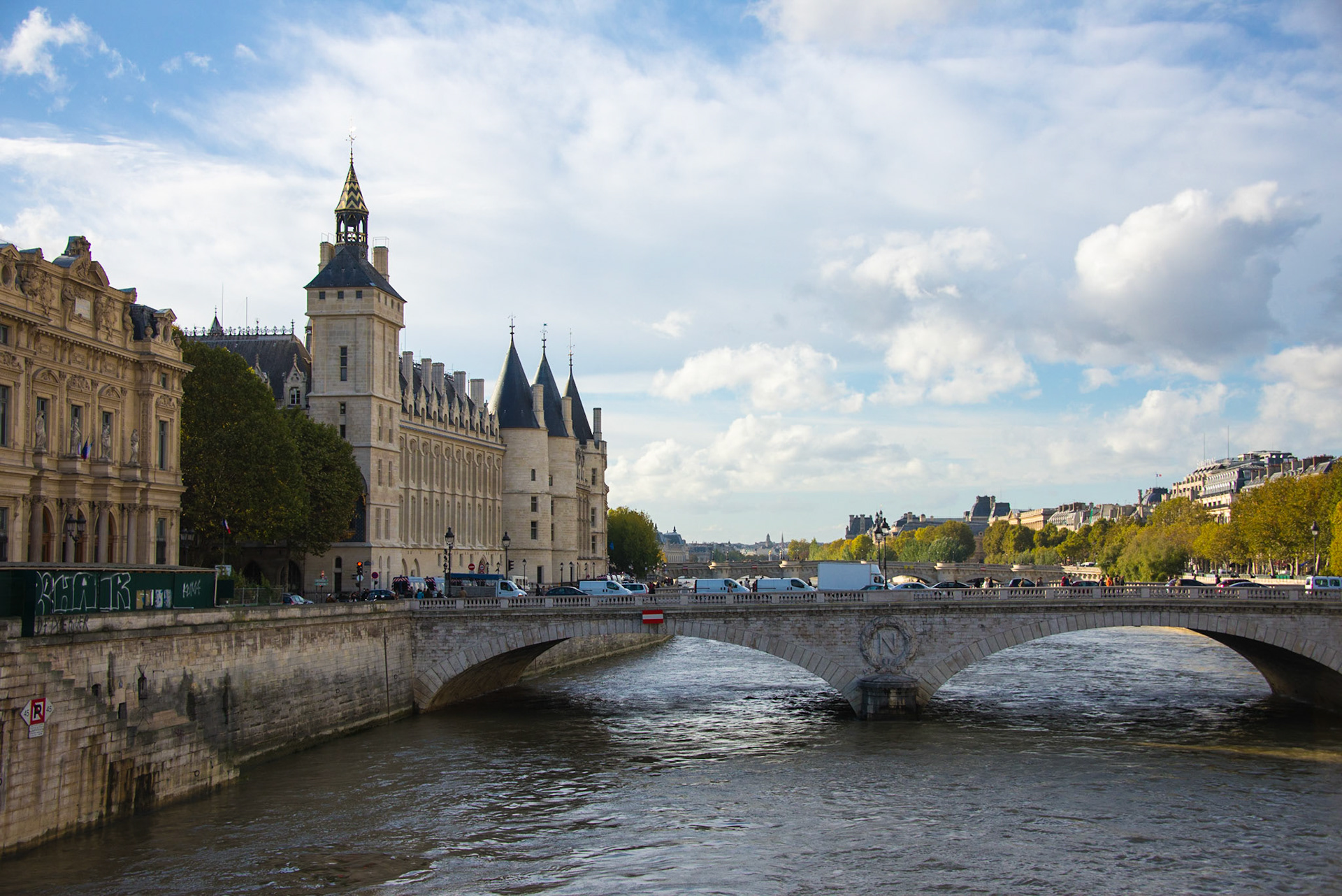 Conciergerie & Pont au Change