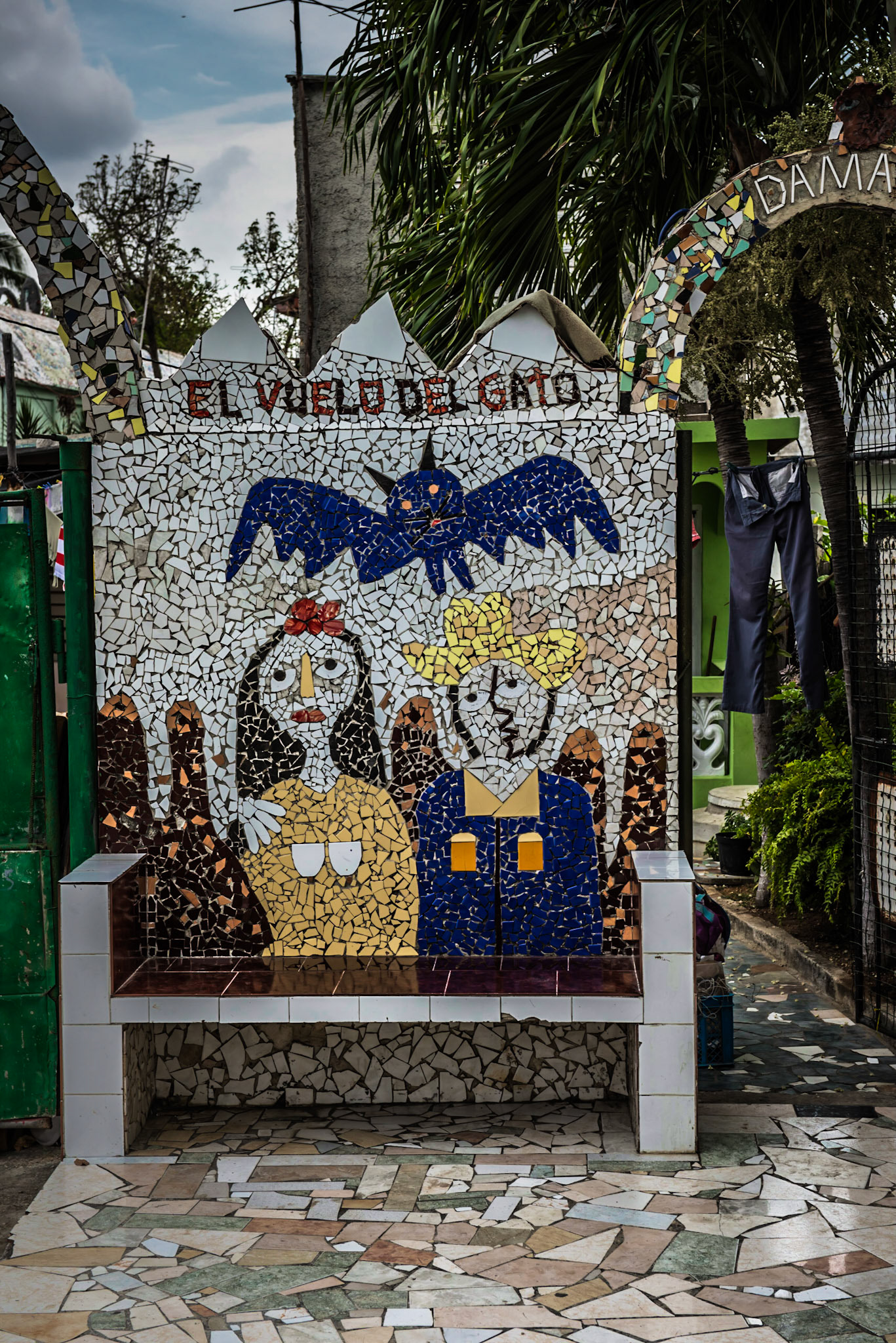 Flying Cat in Fusterlandia