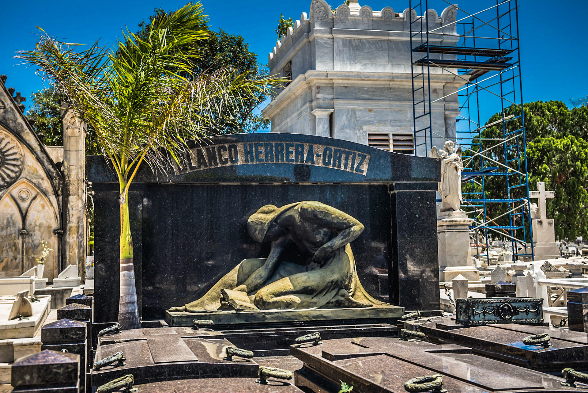 Uknown CUBAN in Cementerio de Cristóbal Colón
