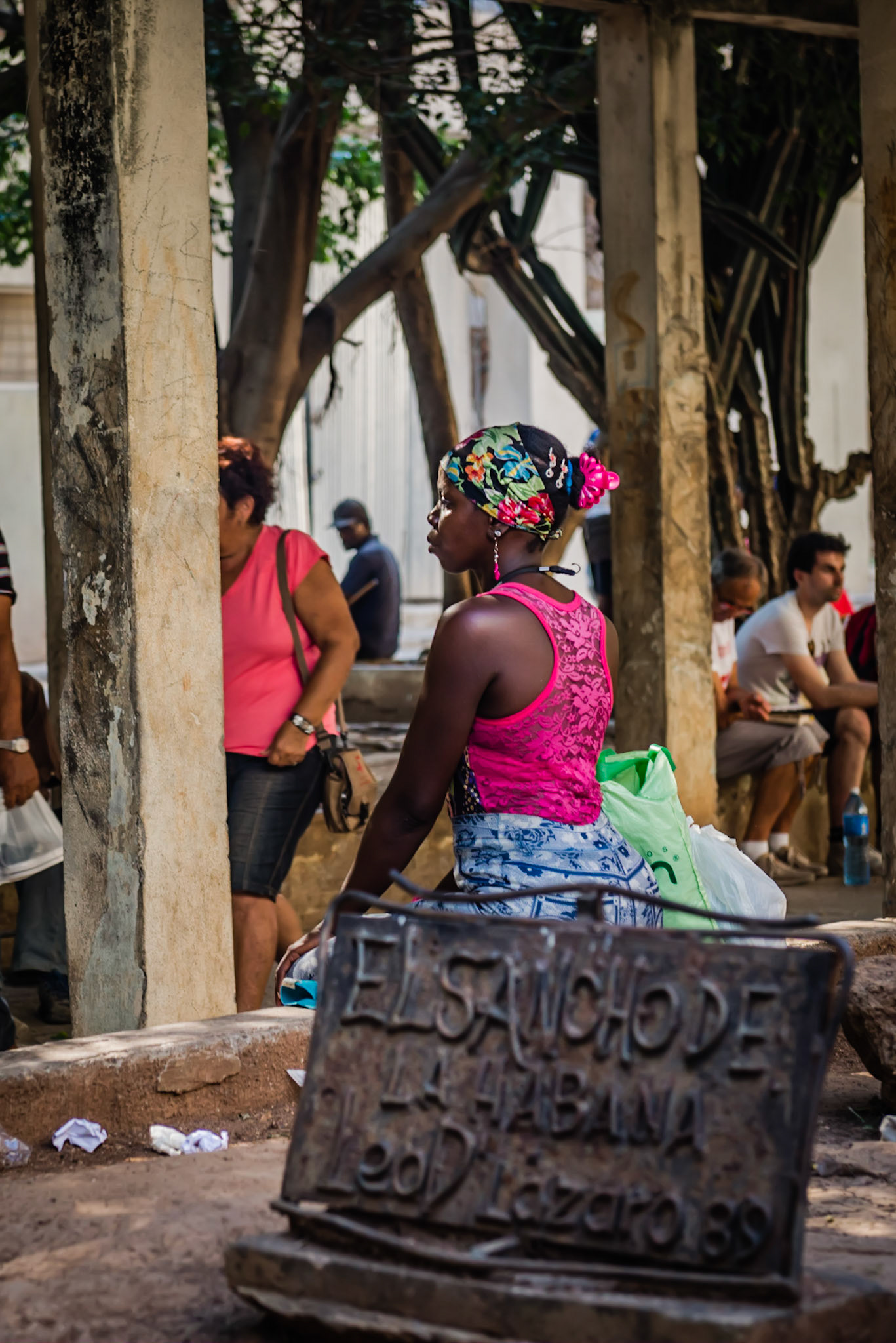 Walkin Calle Obispo in La Habana Vieja