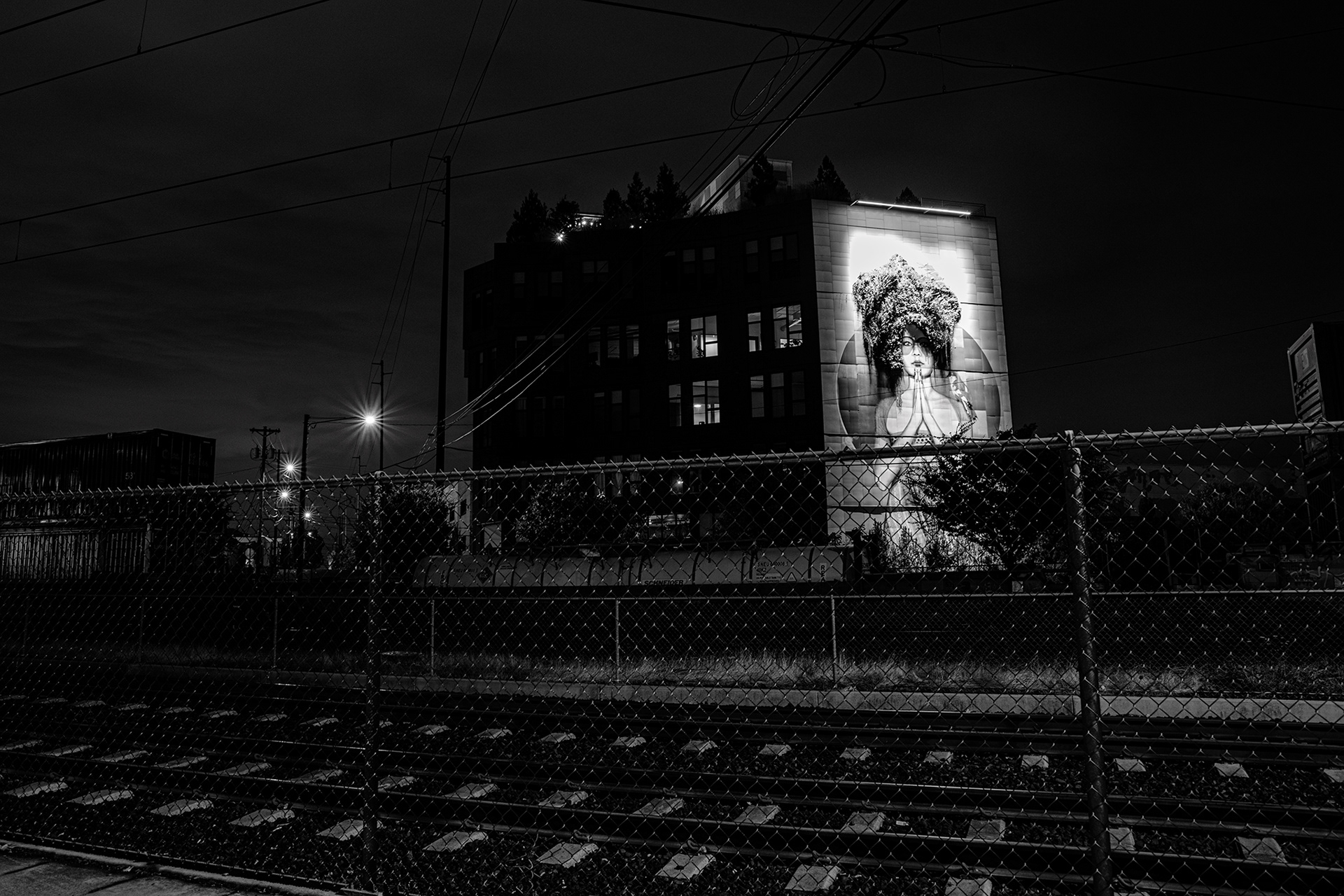 SE Division from the other side of the tracks