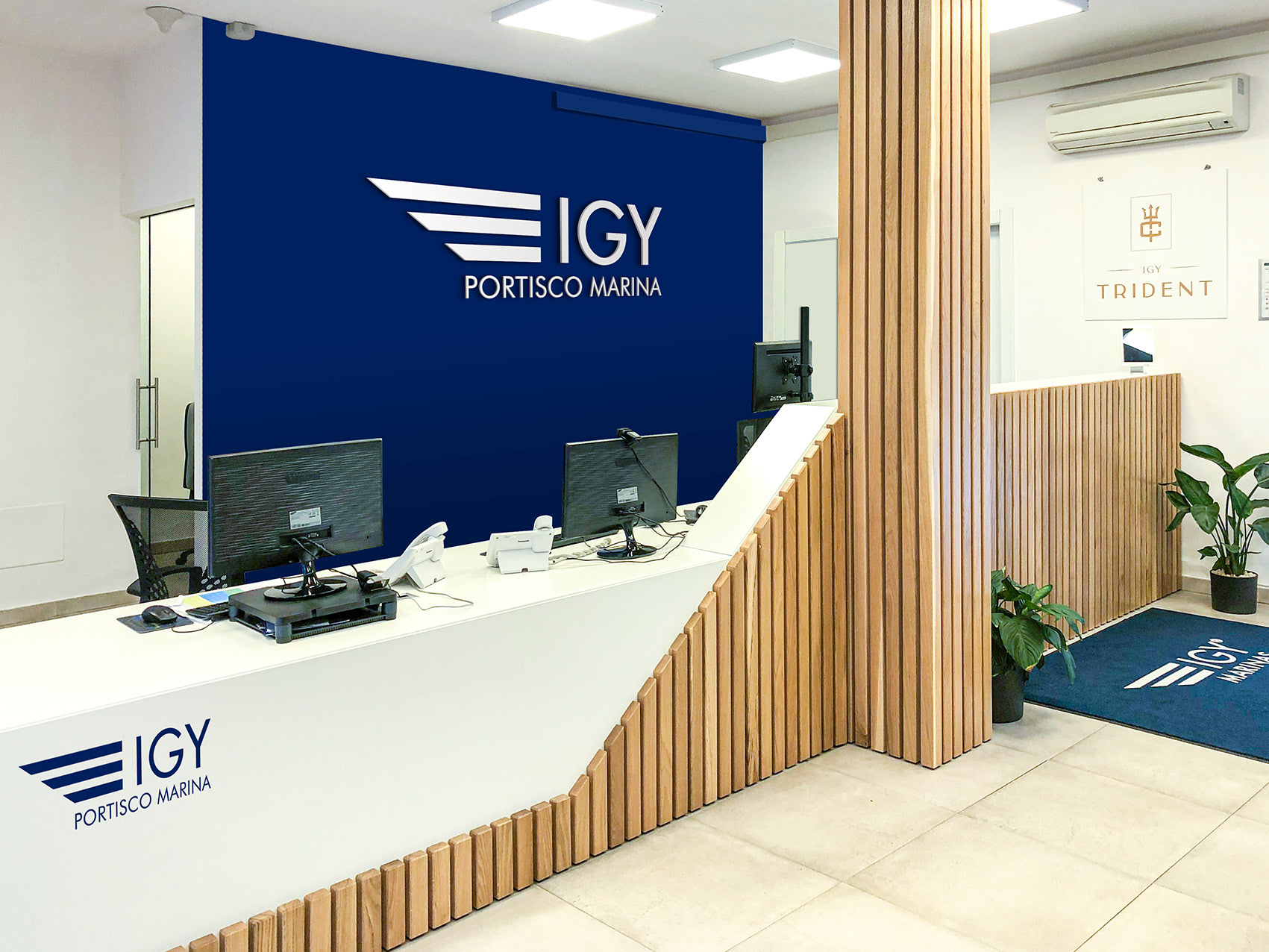 Installazione logo 3D in forex da 20 mm