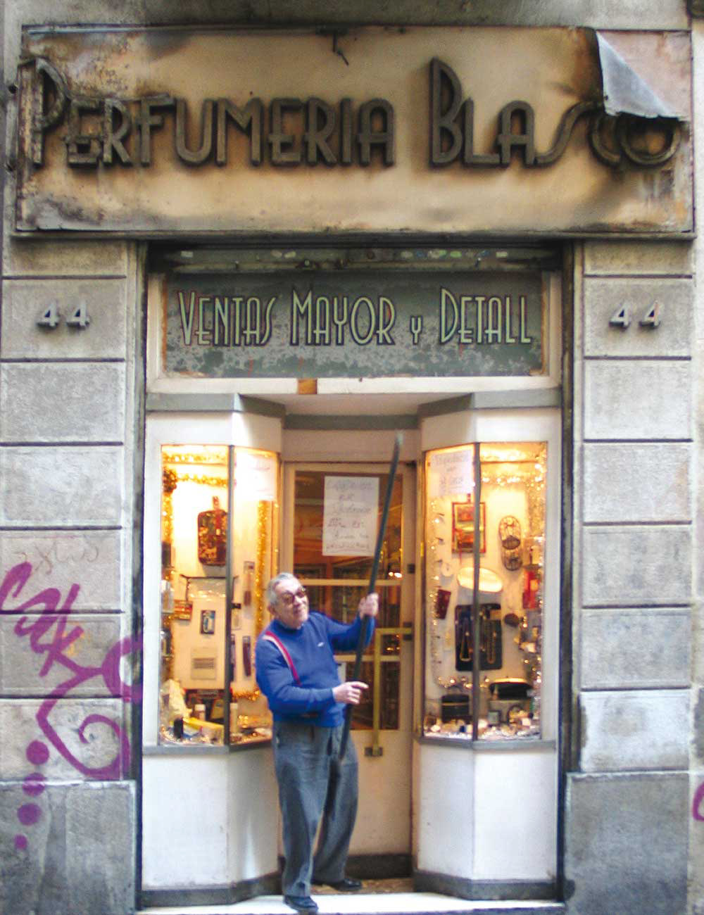 Maja Denzer Typofotos - Barcelona, Perfumeria Blasco