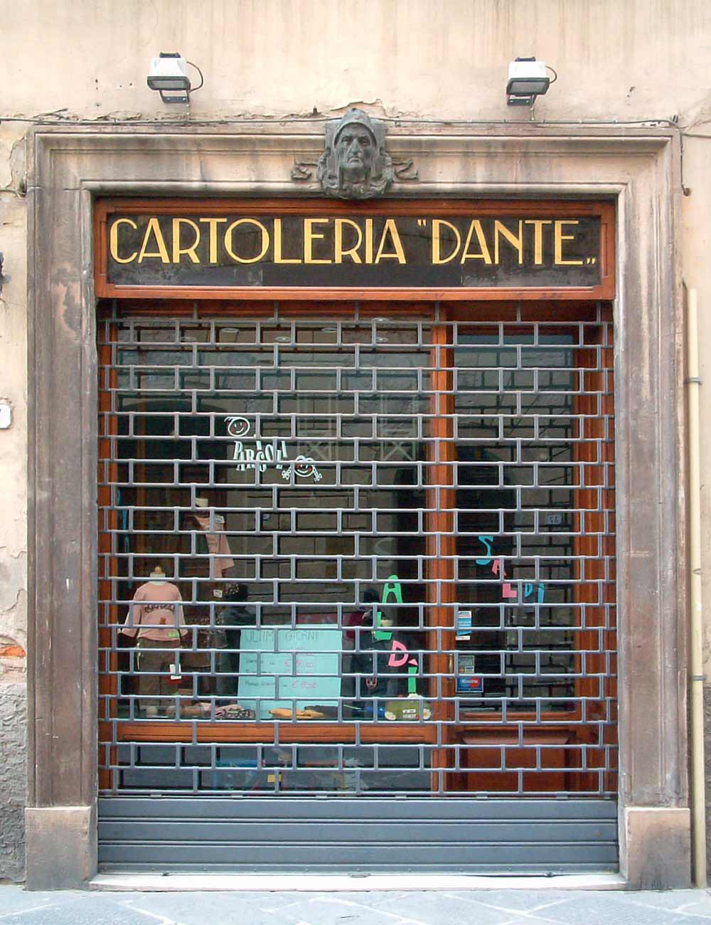 Maja Denzer Typofotos - Lissabon, Cartoleria