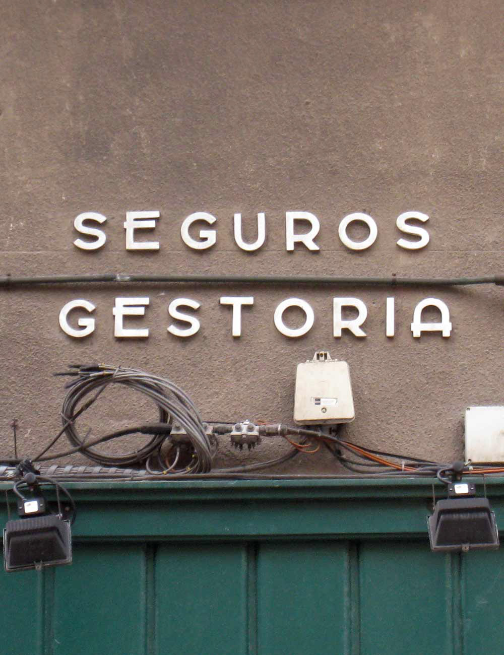 Maja Denzer Typofotos - Madrid, Seguros Gestoria