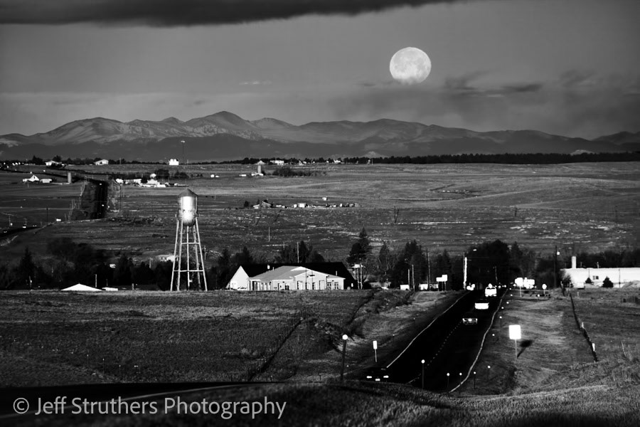 Kiowa, Colorado Sunrise and Full Moon 2006