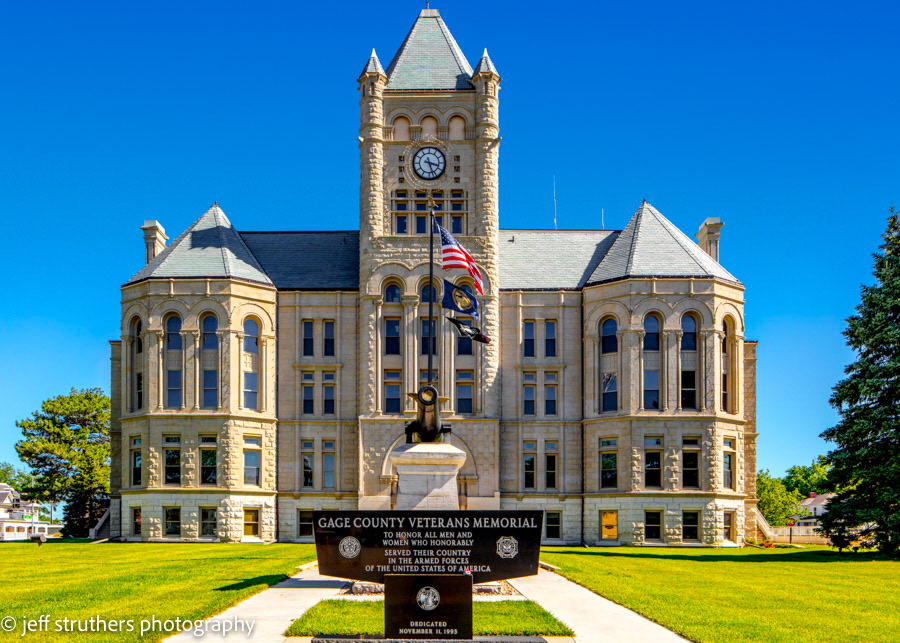 Gage Courthouse and Veterans Memorial - Beatrice, NE