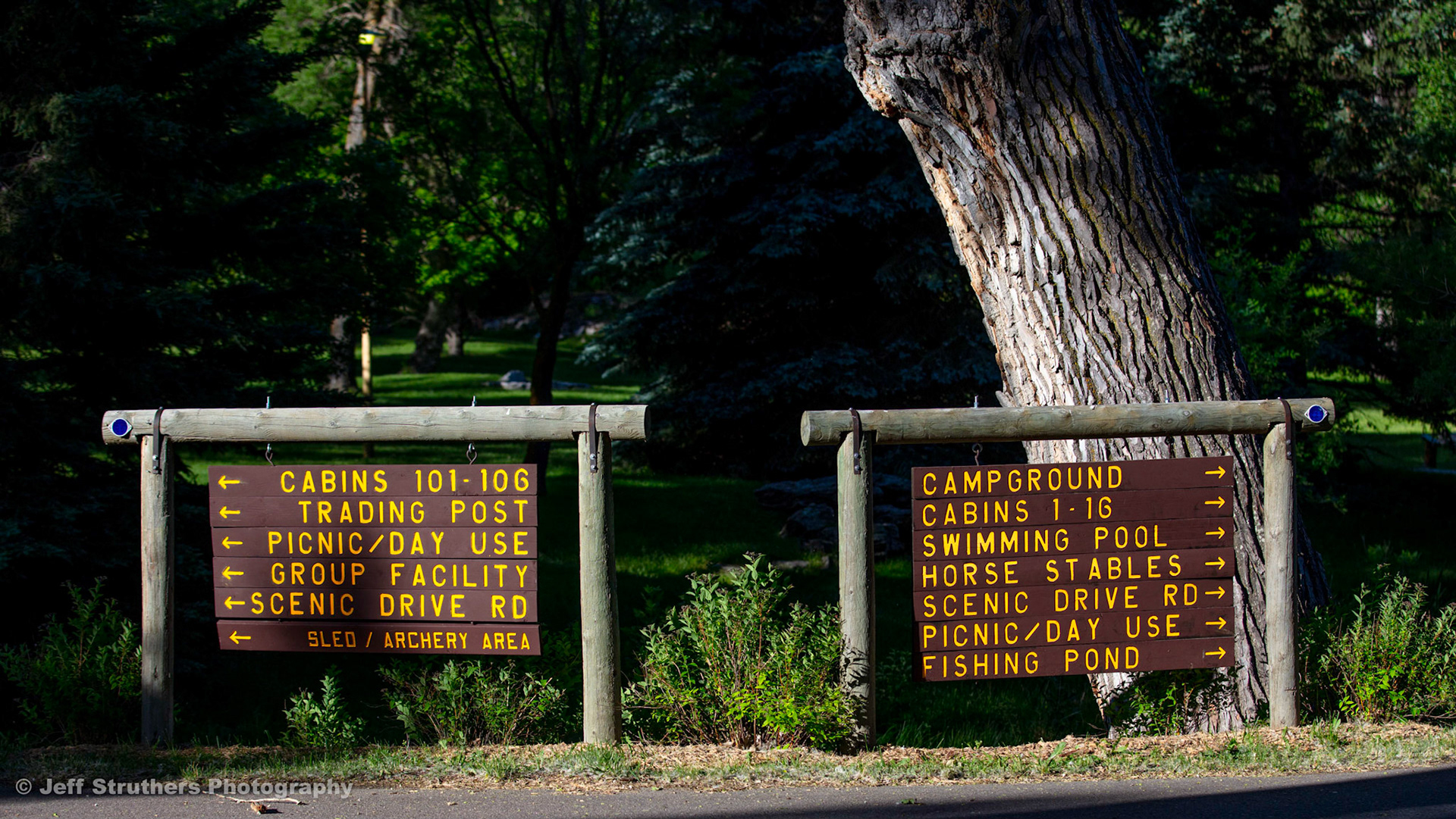 Chadron State Park Signs
