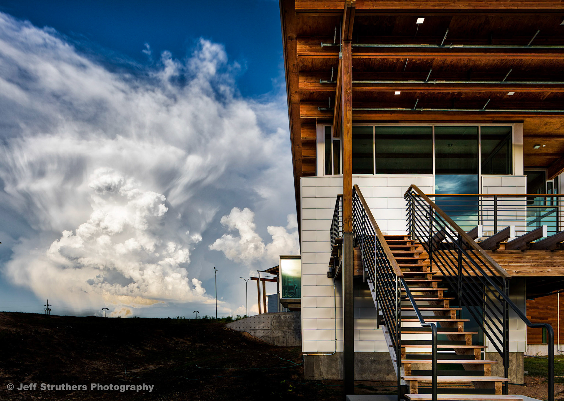 Rangland-Lab-and-Cumulonimbus-incus - Chadron, NE