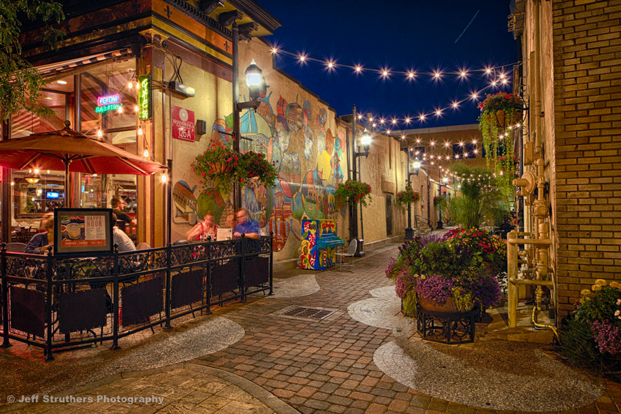 Alley on Mountain - Old Town - Fort Collins, CO