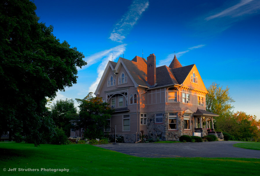 The Paper Doll House  -  Sycamore, IL